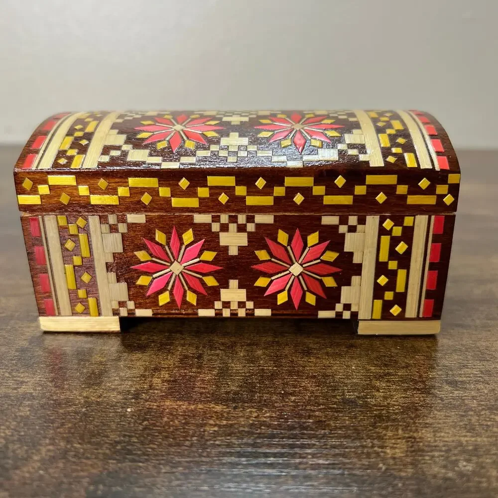 Vtg Handmade in Belarus Wooden Box Chest Folk Art Straw Inlay 90s Hand Painted